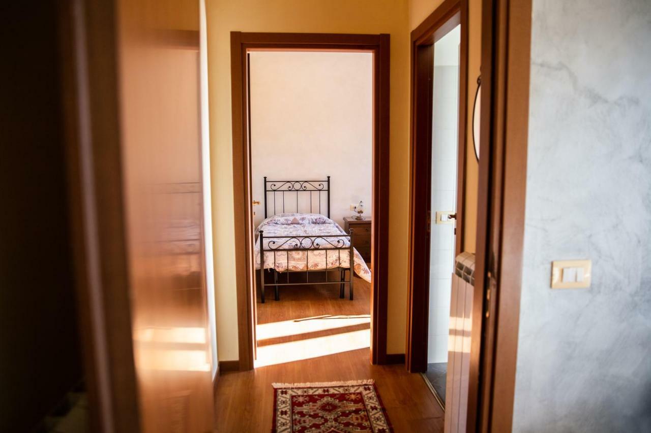 Appartamento Della Pia Bevagna ภายนอก รูปภาพ