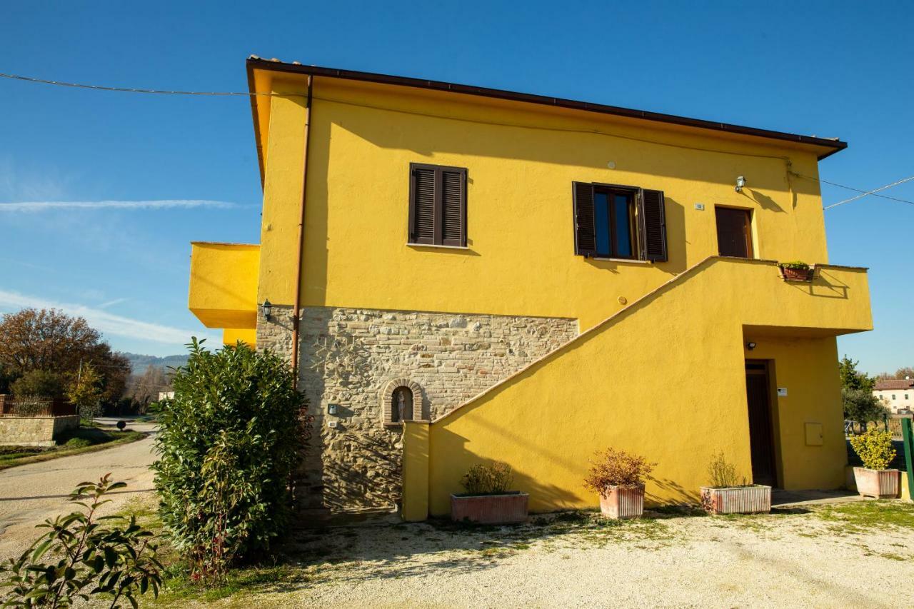 Appartamento Della Pia Bevagna ภายนอก รูปภาพ